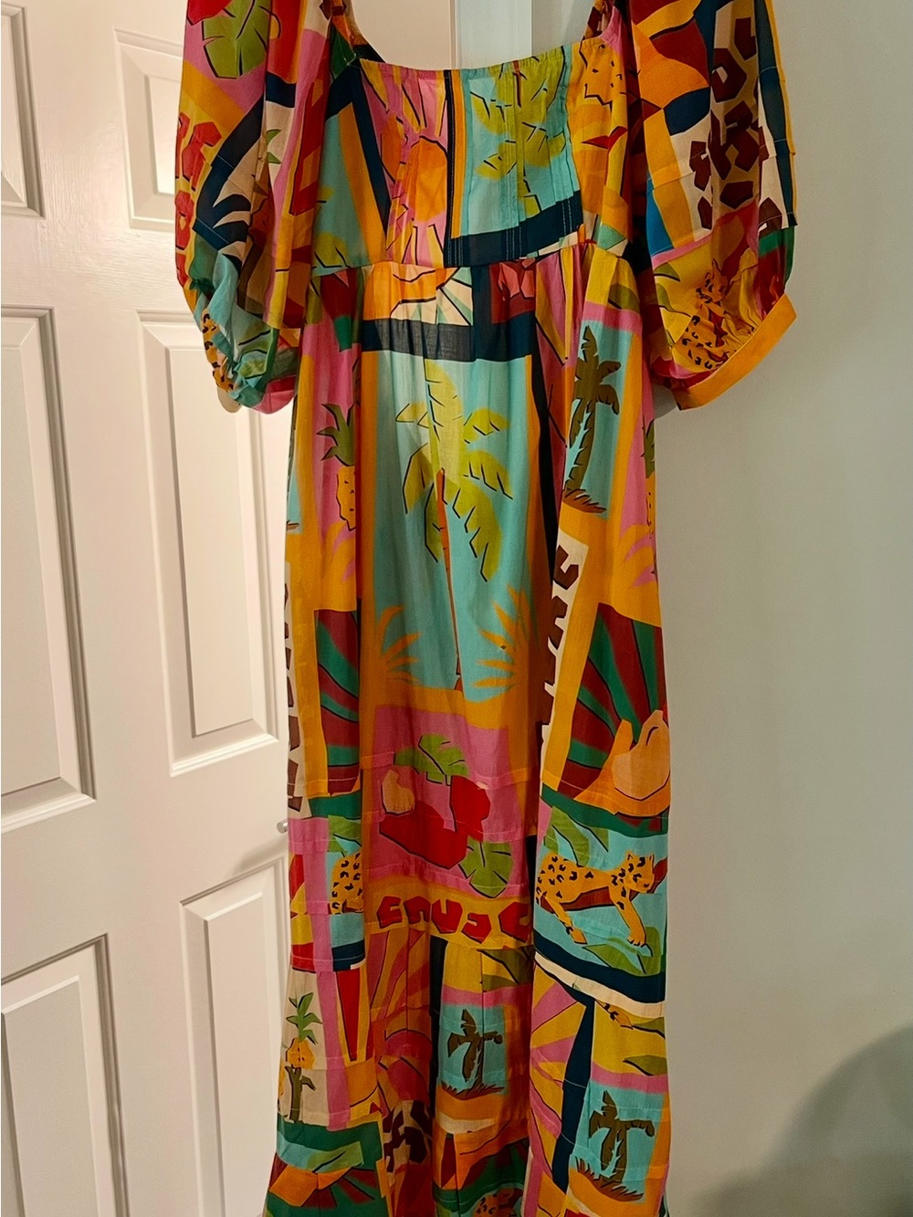 FARM Rio Multicolor Tropical Print Maxi Dress